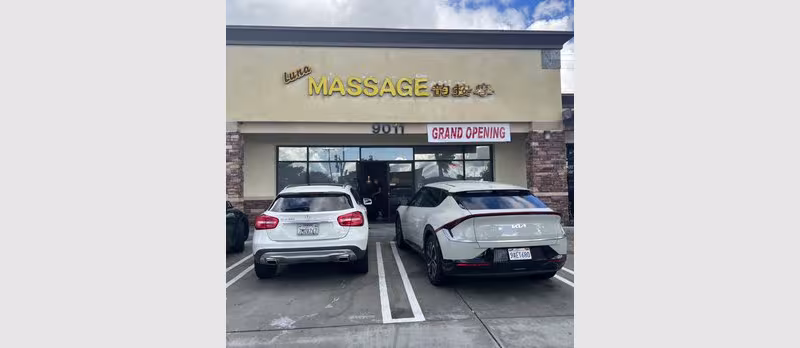 Luna Massage