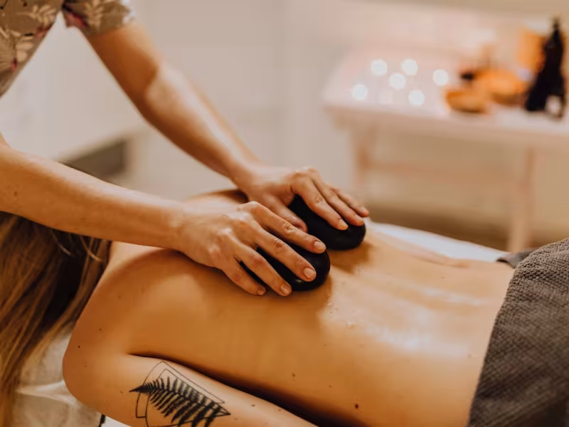 Yi Massage