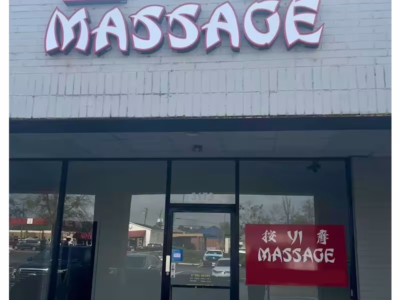 Yi Massage