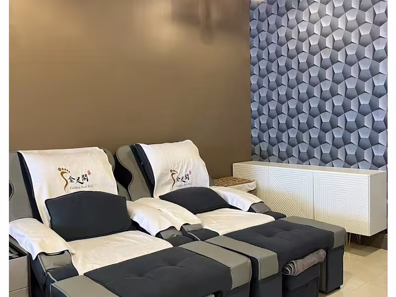 Golden Foot Spa