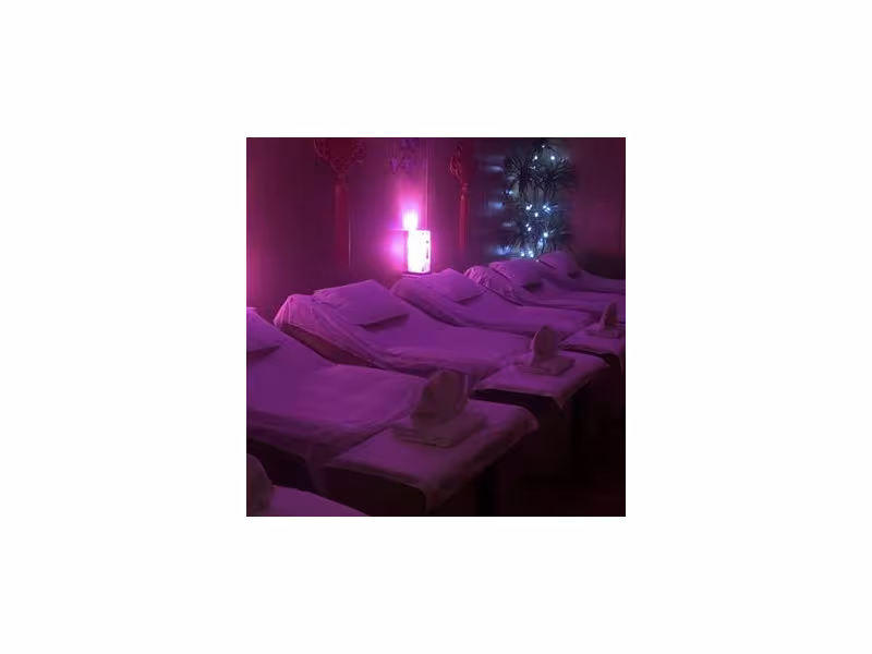 Y Y Foot Spa