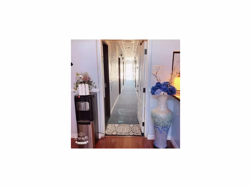 Mona Massage Spa