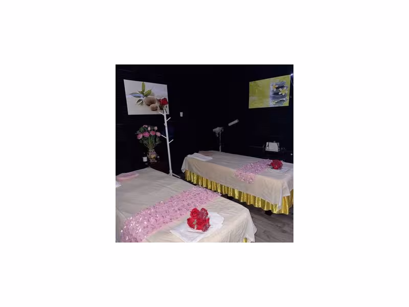 Golden Hands Health Spa