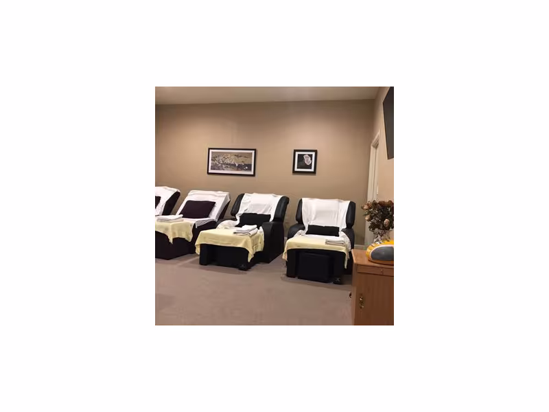 Sunny Day Spa Massage