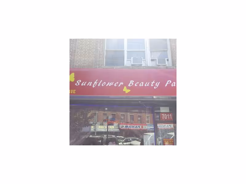 Sunflower Beauty Parlor