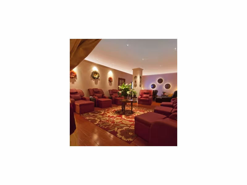 Sakura Health Gym And Spa Sauna