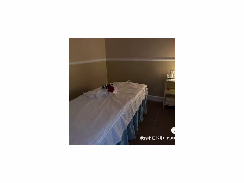 Golden Apple Massage