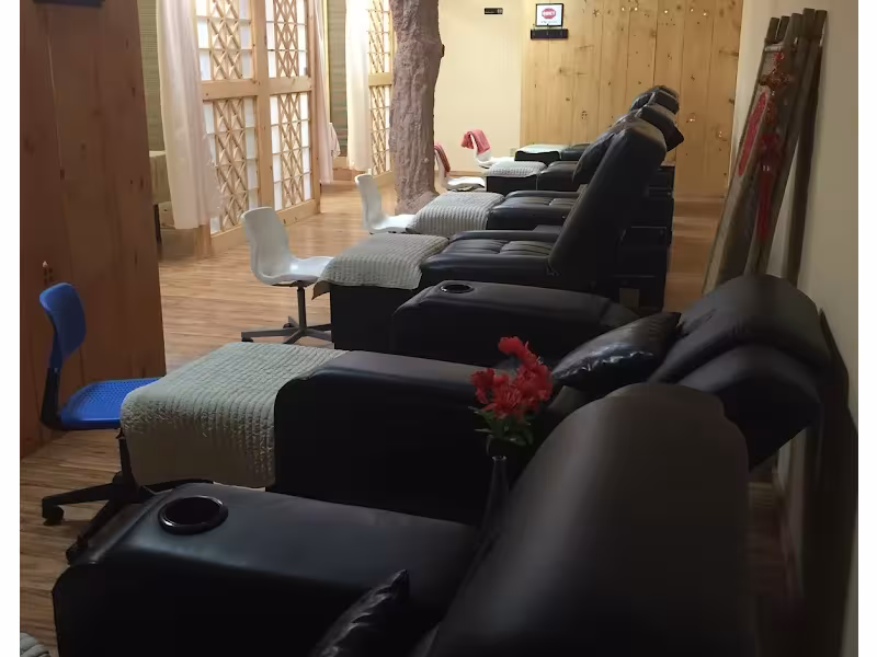 W Foot Spa