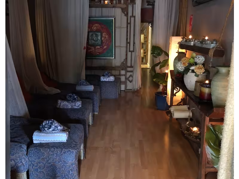 9 Foot Spa