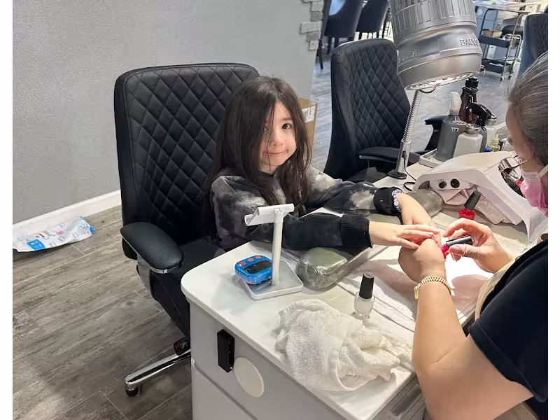 Yocheer 2 Nail Spa