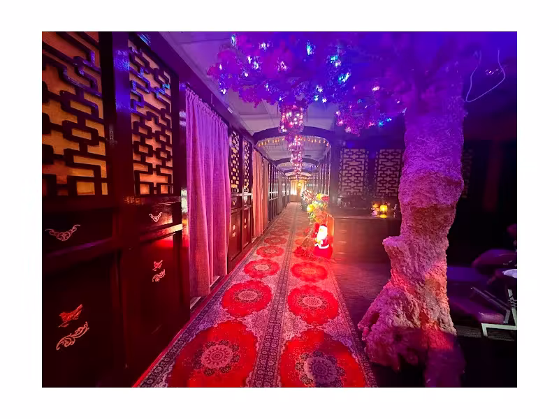Massage Palace
