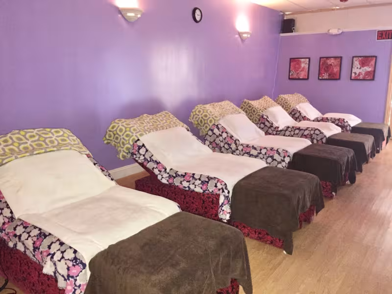 New Happy Feet Foot Spa