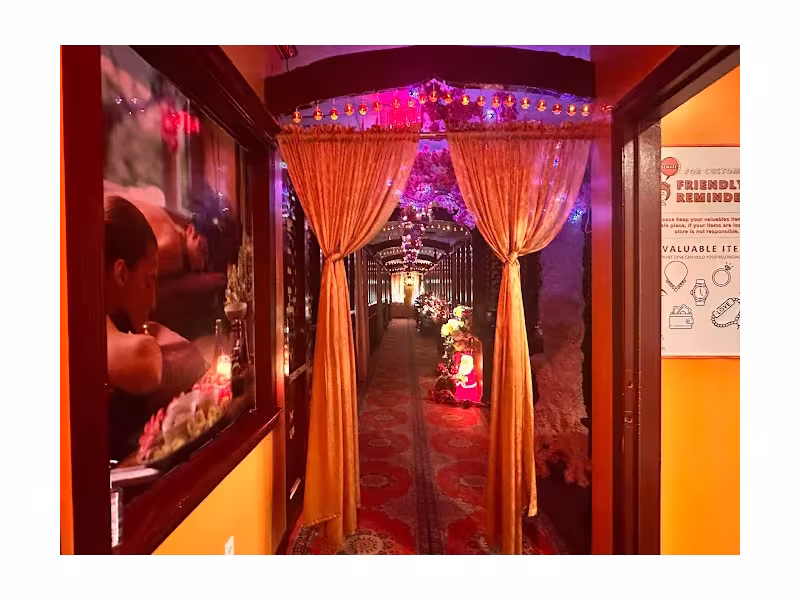 Massage Palace