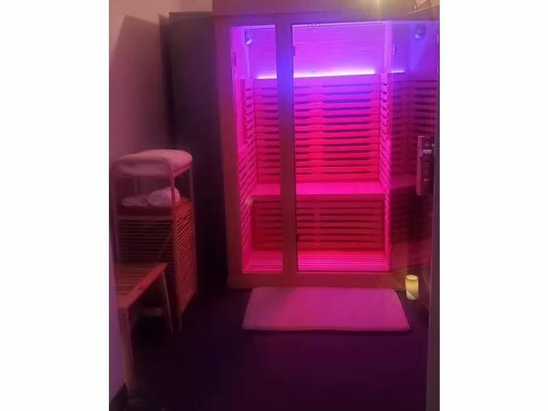 Le Shaoyue Facial & Healing Spa