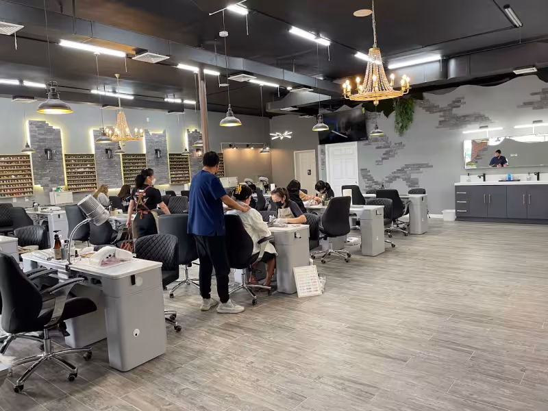 Yocheer 2 Nail Spa