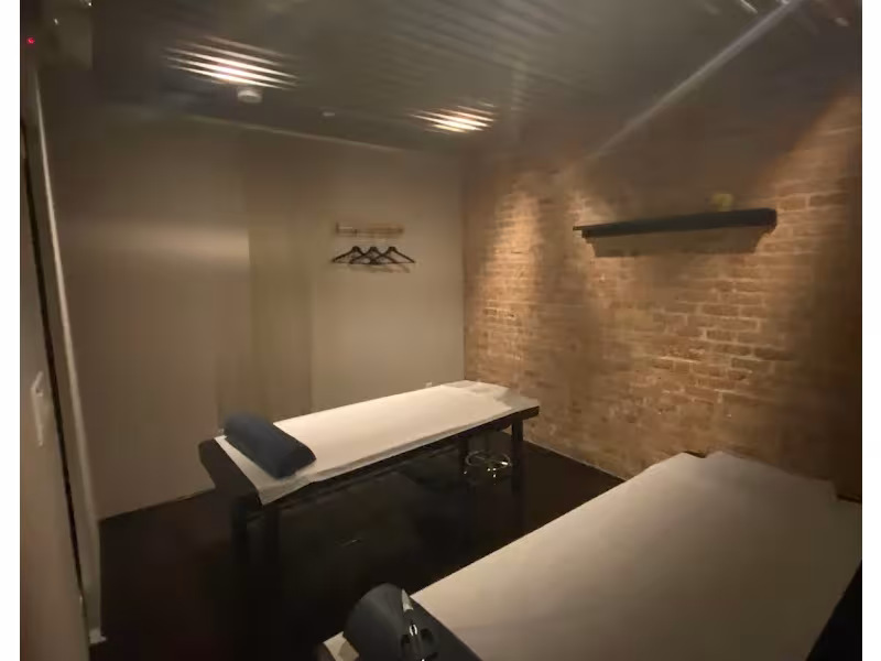 Sun & Sky - Spa / Salon