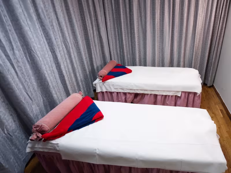 Upper West Side Massage - Hua Kang Best Qi Gong Tui-Na