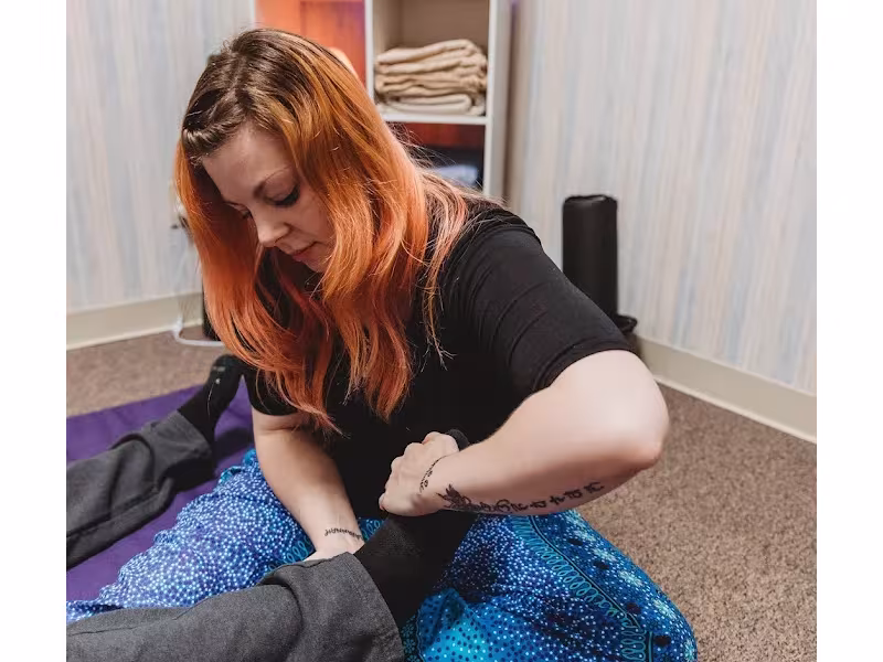 Samantha Adams (Breath of Fresh Air Therapeutic Massage)
